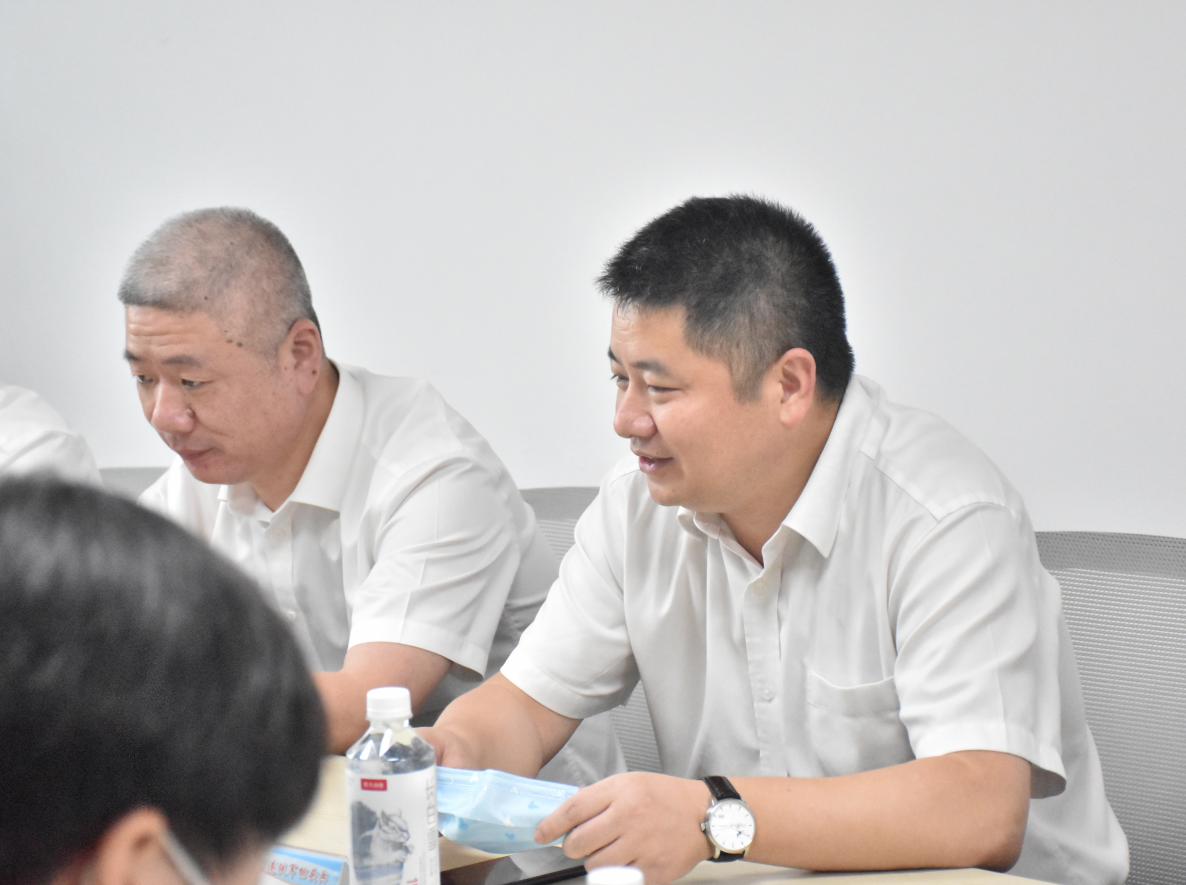 深入基层 | 市城管局领导夏日慰问到一线(图3)